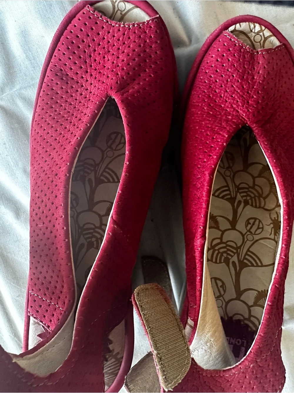 Women's Red Fly London Sandals - Picture 5 of 6